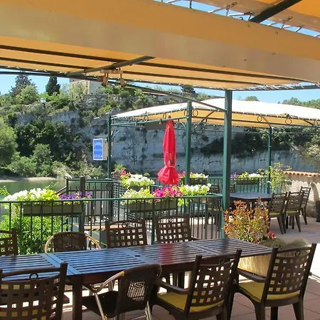 Alojamento de Acomodação e Pequeno-almoço De Caïre Noù Saint-Martin-dʼArdèche